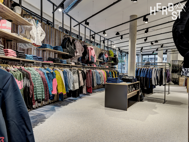 Wandershop + geführte Wandertouren
